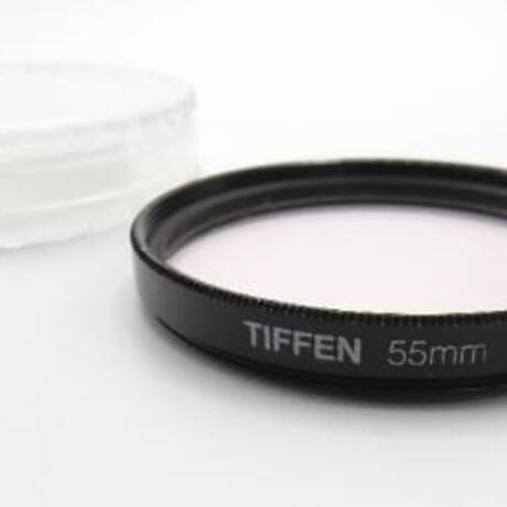 Tiffen SKY Filter - 55 mm Diameter - Sky 1-A Screw-on Style - w/ Case in Good Condition