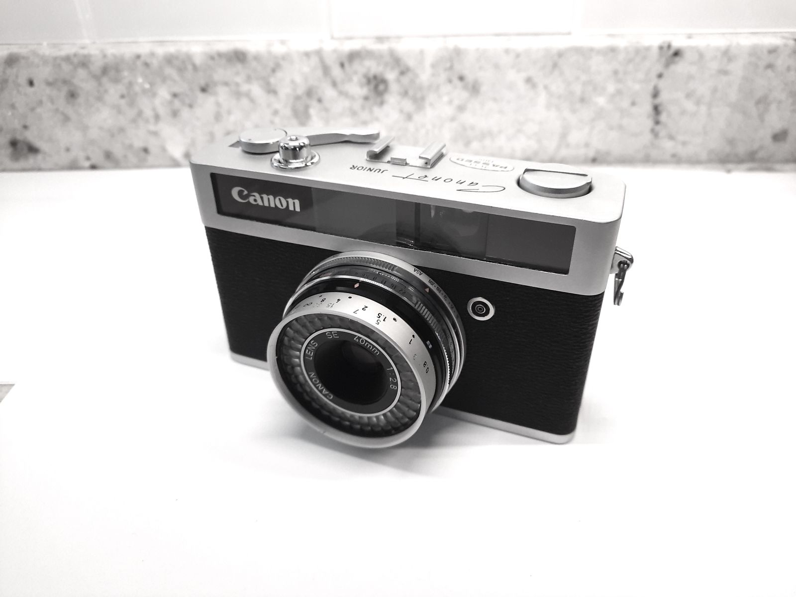 Canon Canonet Junior 35mm Film Camera with 40mm f/2.8 Lens
