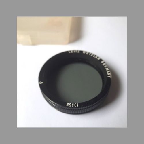 thumbnail-1 for Vintage LEICA - P Polarizer 13358 - 44mm E44 Lens Filter - Super Clean