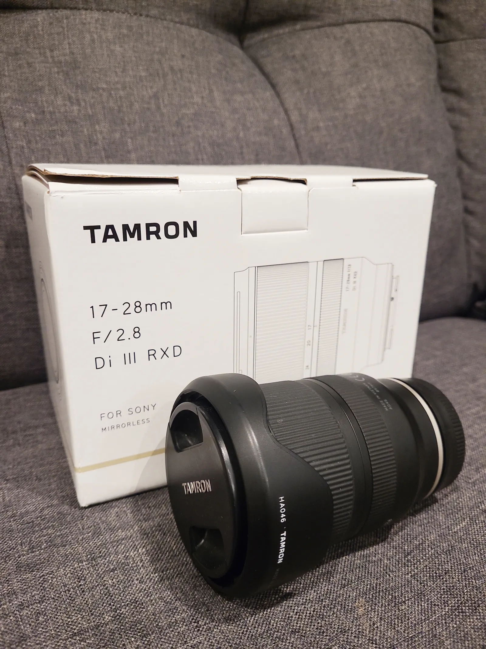 Tamron 17-28mm Di III RXD Full Frame Ultrawide Lens. Sony Full