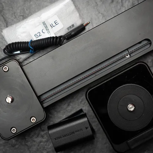 thumbnail-0 for edelkrone SliderONE v2 + HeadONE Slider System (2x Shutter Cables; 2x LPE6)