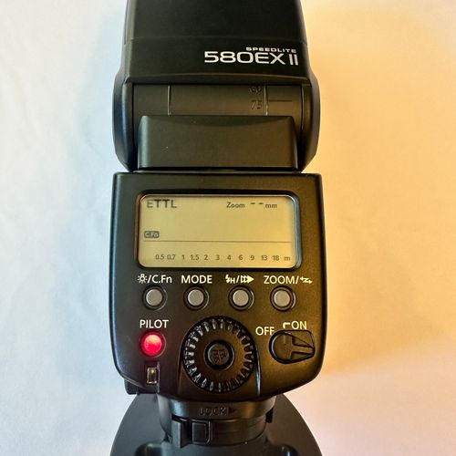 thumbnail-5 for Canon Speedlight 580EX II TTL Shoe Mount Flash - Like New