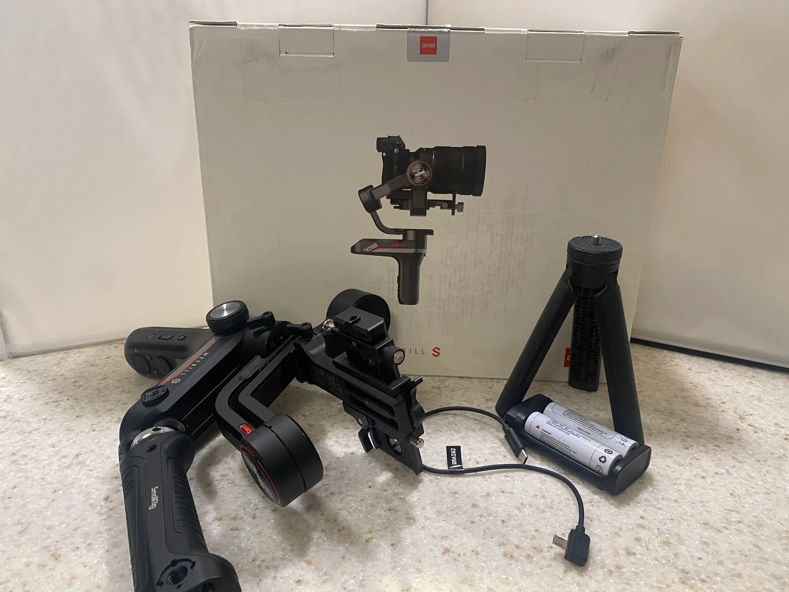Barely used Zhiyun-Tech WEEBILL-S Handheld Gimbal Stabilizer From