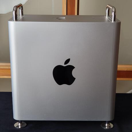 Apple Mac Pro (12-Core w3235, 96GB memory, 580x + W5700x)