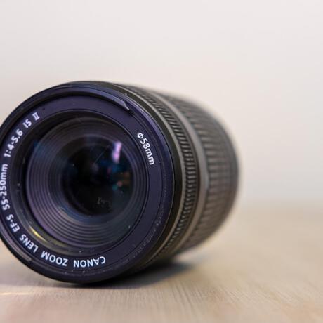 thumbnail-4 for Canon EF-S 55-250 IS II *cracked filter thread*