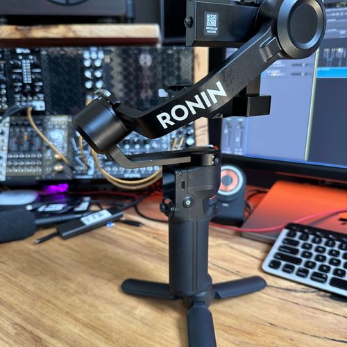 thumbnail-0 for SALE DJI RS 3 Mini Gimbal Stabilizer