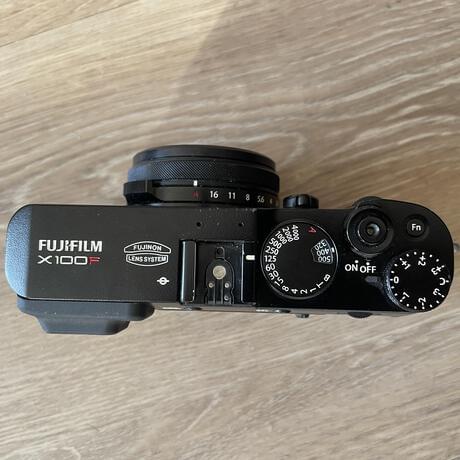 Fujifilm Fuji X100F Digital Camera (Black) From Zak's Gear Shop On Gear  Focus