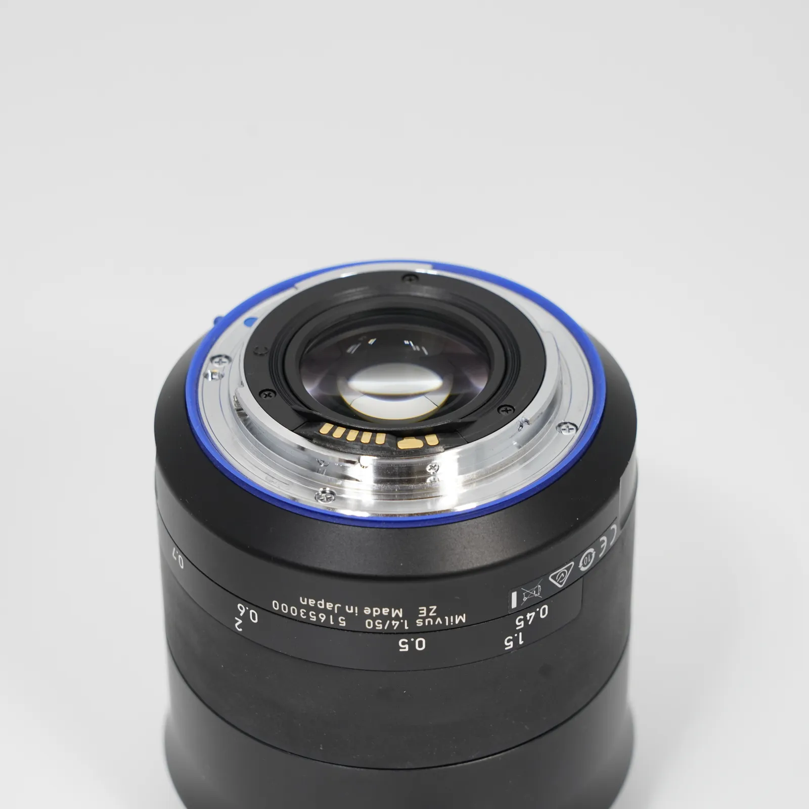 Zeiss Milvus 50mm f/1.4 Lens for Canon EF with Duclos Mod 80mm