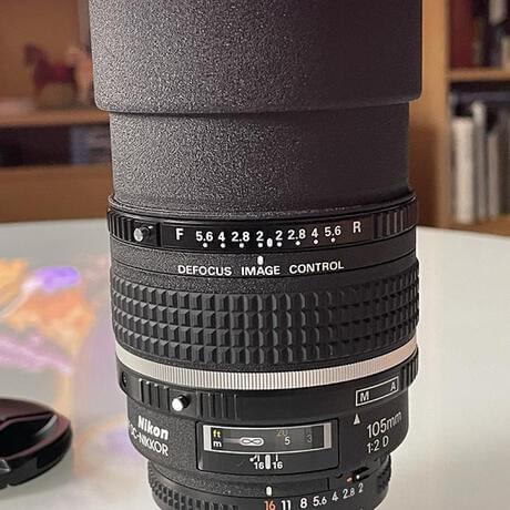 thumbnail-6 for Nikon AF 105 mm f/2.0 D DC