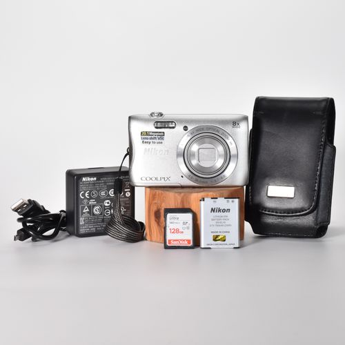 Nikon COOLPIX S3700 Digital Camera 20.1MP 8x Opt Zoom WiFi Video 128GB SD MINT