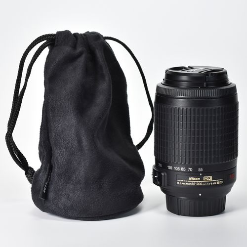 Nikon AF-S DX Nikkor 55-200mm f/4-5.6 G ED VR AF Zoom Lens Bag MINT