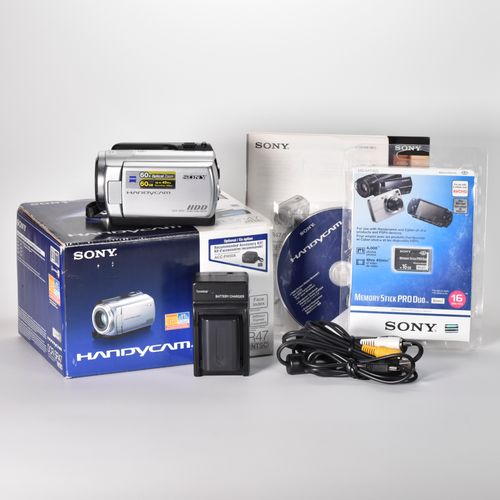Sony DCR-SR47 60GB HDD Handycam Camcorder 60x Optical Zoom 16GB Memory Card MINT