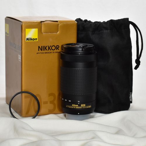 Nikon AF-P DX NIKKOR 70-300mm f/4.5-6.3G ED Zoom Telephoto Lens UV Filter MINT