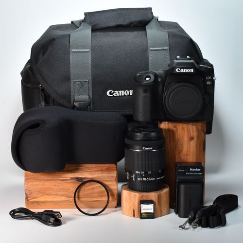 Canon EOS 80D DSLR Camera 24.2MP Canon 18-55mm Lens HD Video 128GB SD Card MINT