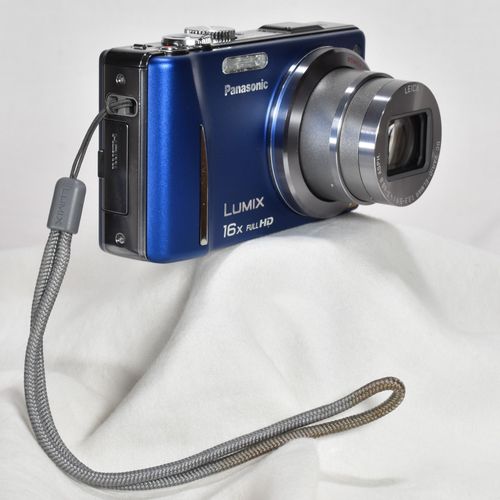 Panasonic Lumix DMC-ZS10 Digital Camera 14.1MP 16x Opt Zoom HD Video GPS 64GB SD