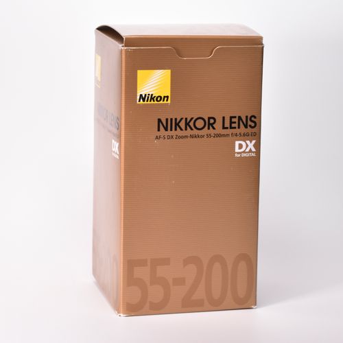 thumbnail-32 for Nikon D3200 DSLR Camera 24.2MP 18-55mm 55-200mm Lens 3356 Clicks 128GB SD MINT