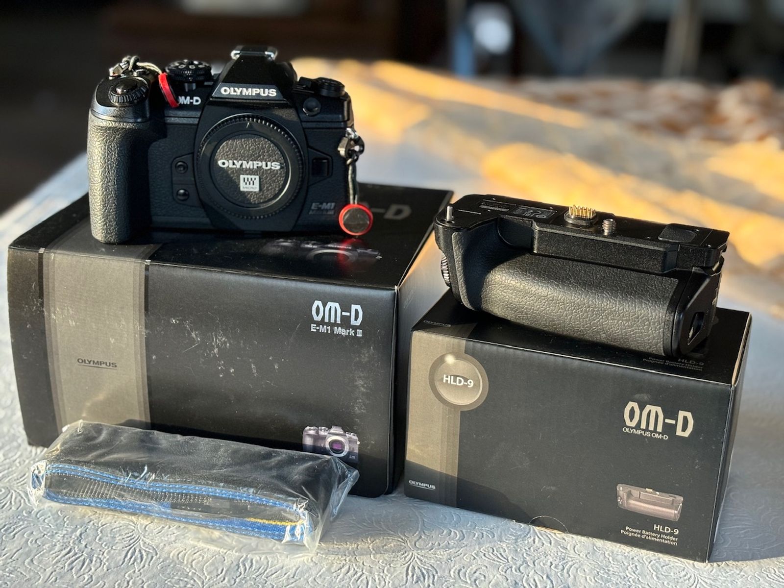 Olympus OM-D E-M1 mark iii + HLD-9 battery grip