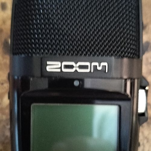 Zoom H2n Handy Recorder Portable Digital Audio Recorder