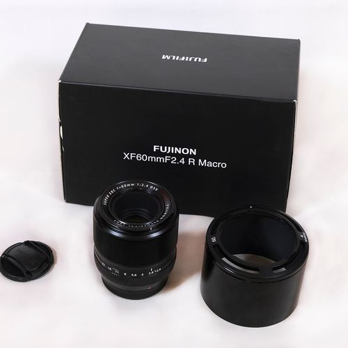 Fujinon XF 60mm  Super EBC F2.4 R Macro lens