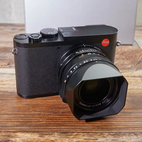 thumbnail-1 for Leica Q2 Digital Camera Black 19050 47.3 MP 28mm Lens with Accessories and Box