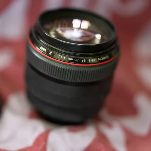 thumbnail-3 for Canon 85mm f/1.2 L II USM EF-Mount Lens {72}