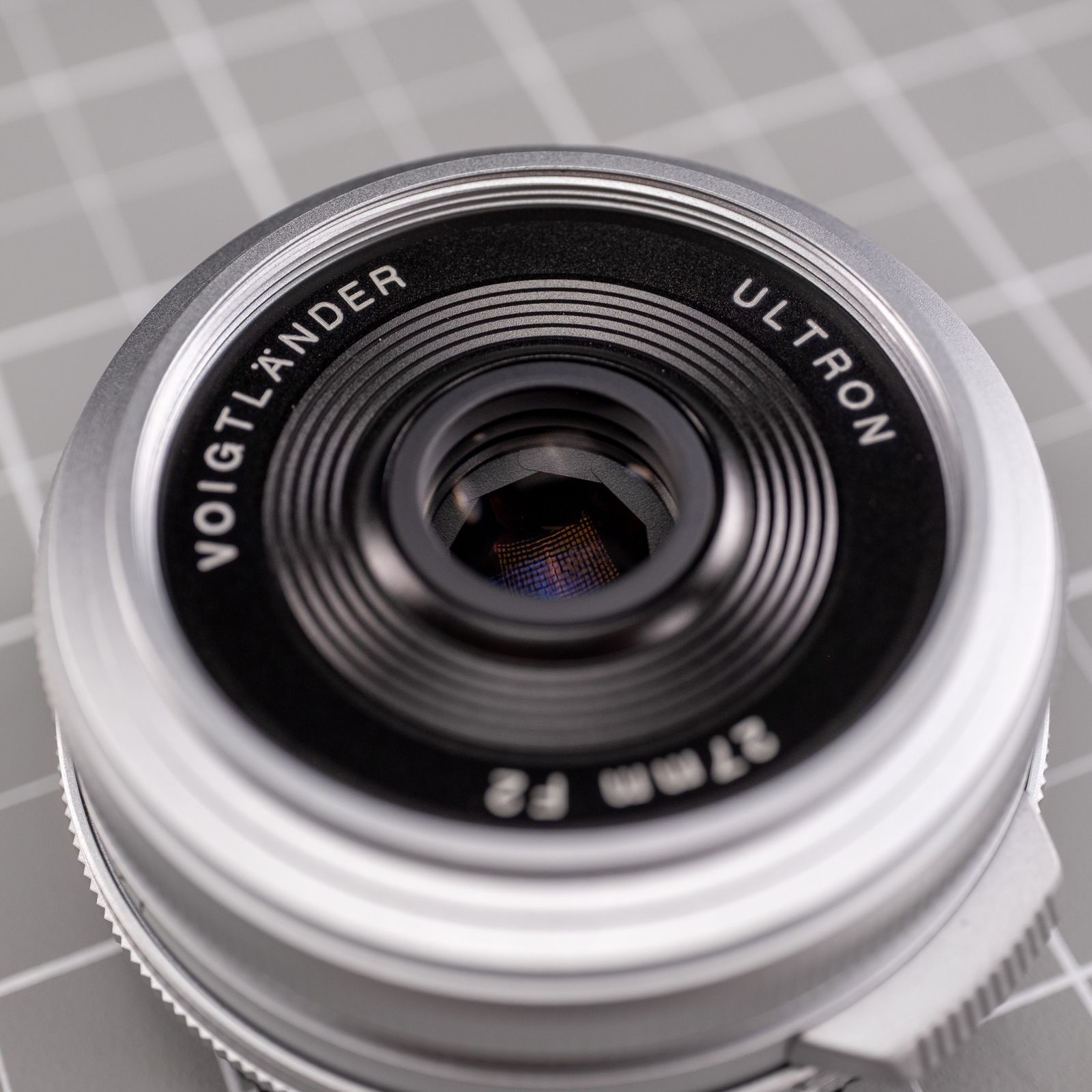 Voigtlander Ultron 27mm f/2.0 for Fuji X-Mount - Silver