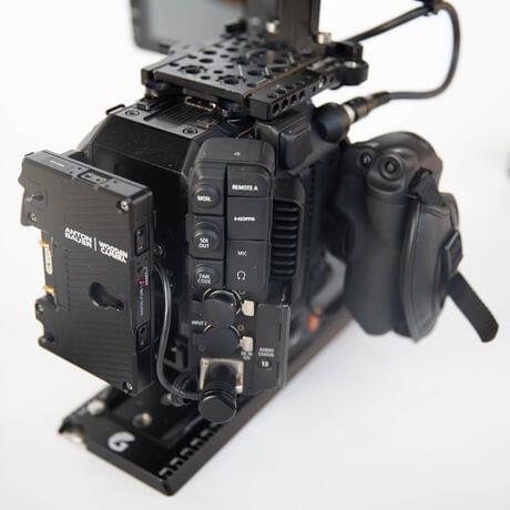 thumbnail-7 for Canon EOS C500 Mark II 5.9K Full-Frame Camera Body + Accessories