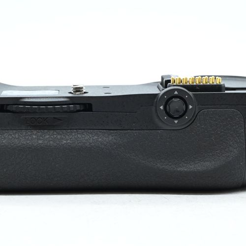 thumbnail-3 for Genuine OEM Nikon MB-D10 Multi Power Battery Grip