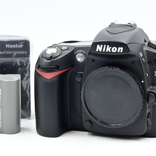 Nikon D90 12.3MP Digital SLR Camera Body