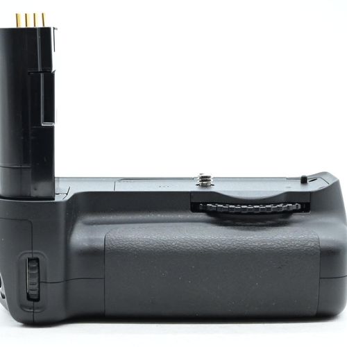 Nikon MB-D80 Multi Power Battery Pack Grip for D80,D90