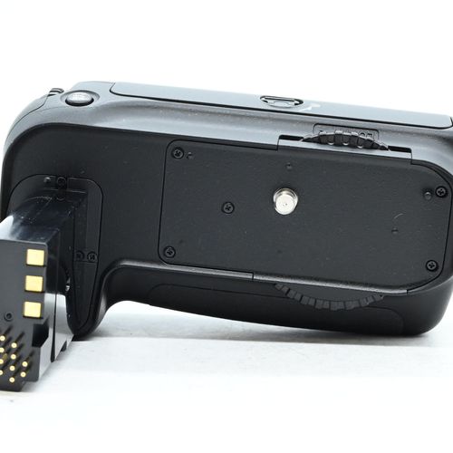 thumbnail-3 for Nikon MB-D80 Multi Power Battery Pack Grip for D80,D90