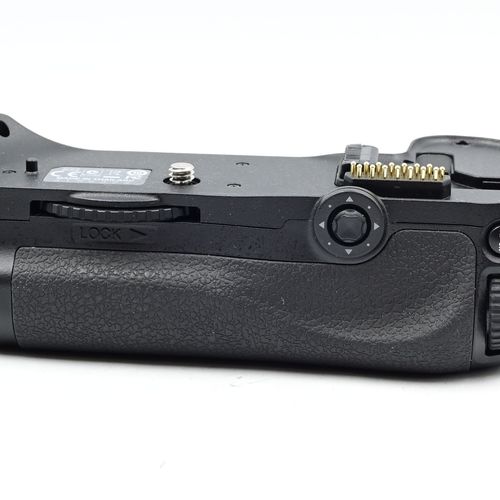 thumbnail-2 for Genuine OEM Nikon MB-D10 Multi Power Battery Grip