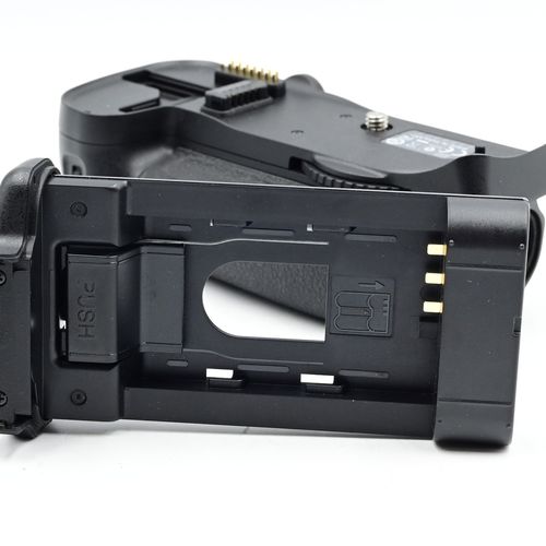 thumbnail-6 for Genuine OEM Nikon MB-D10 Multi Power Battery Grip