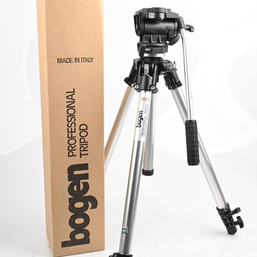 thumbnail-0 for Bogen 3001 Tripod Legs + Manfrotto 3160 Fluid Video Head