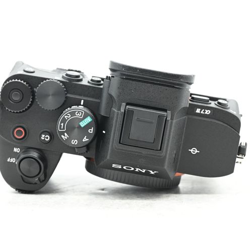 thumbnail-6 for Sony Alpha a7 IV Mirrorless 33MP Digital Camera Body (a7IV)