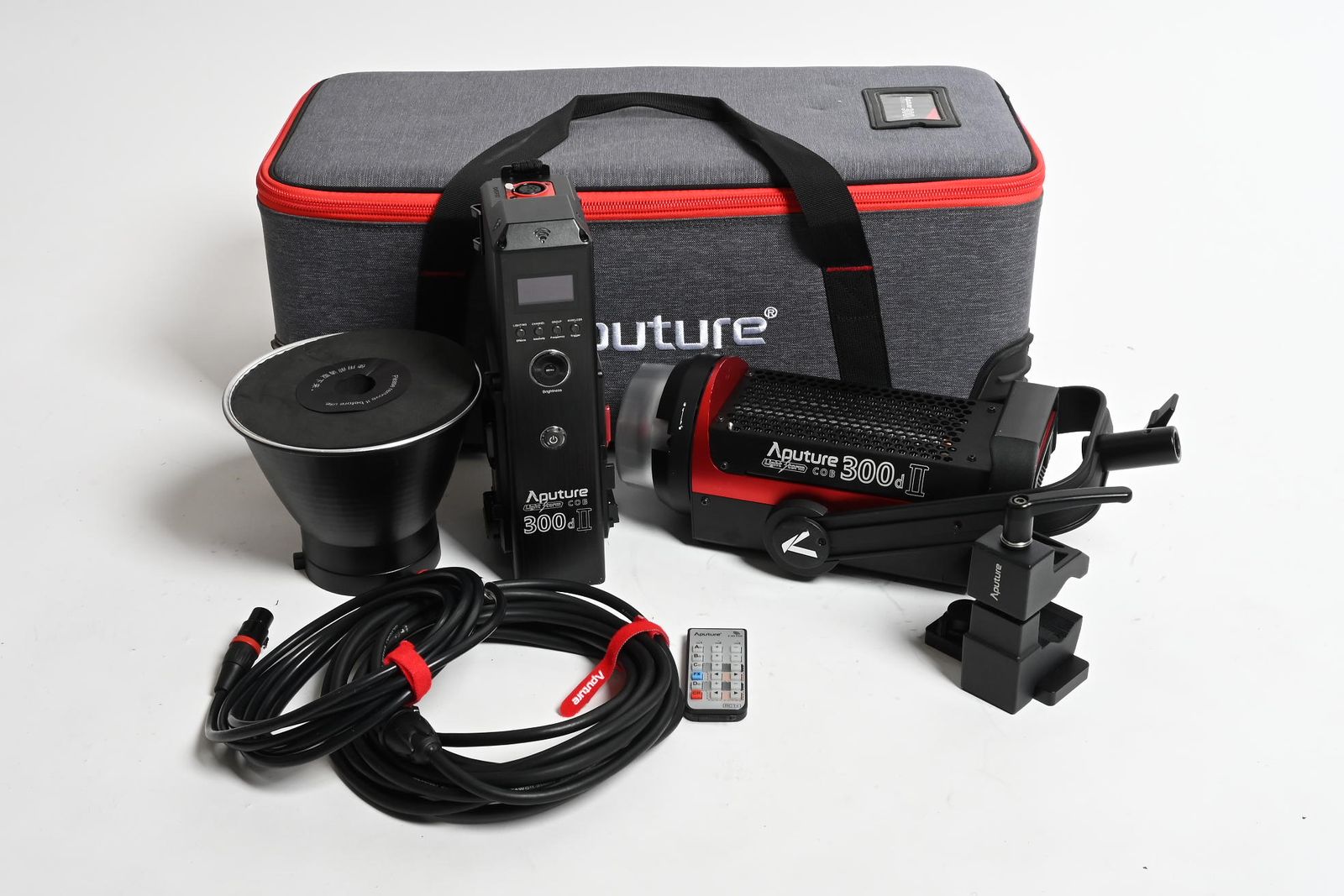 Aputure Light Storm C300d II Daylight LED Monolight