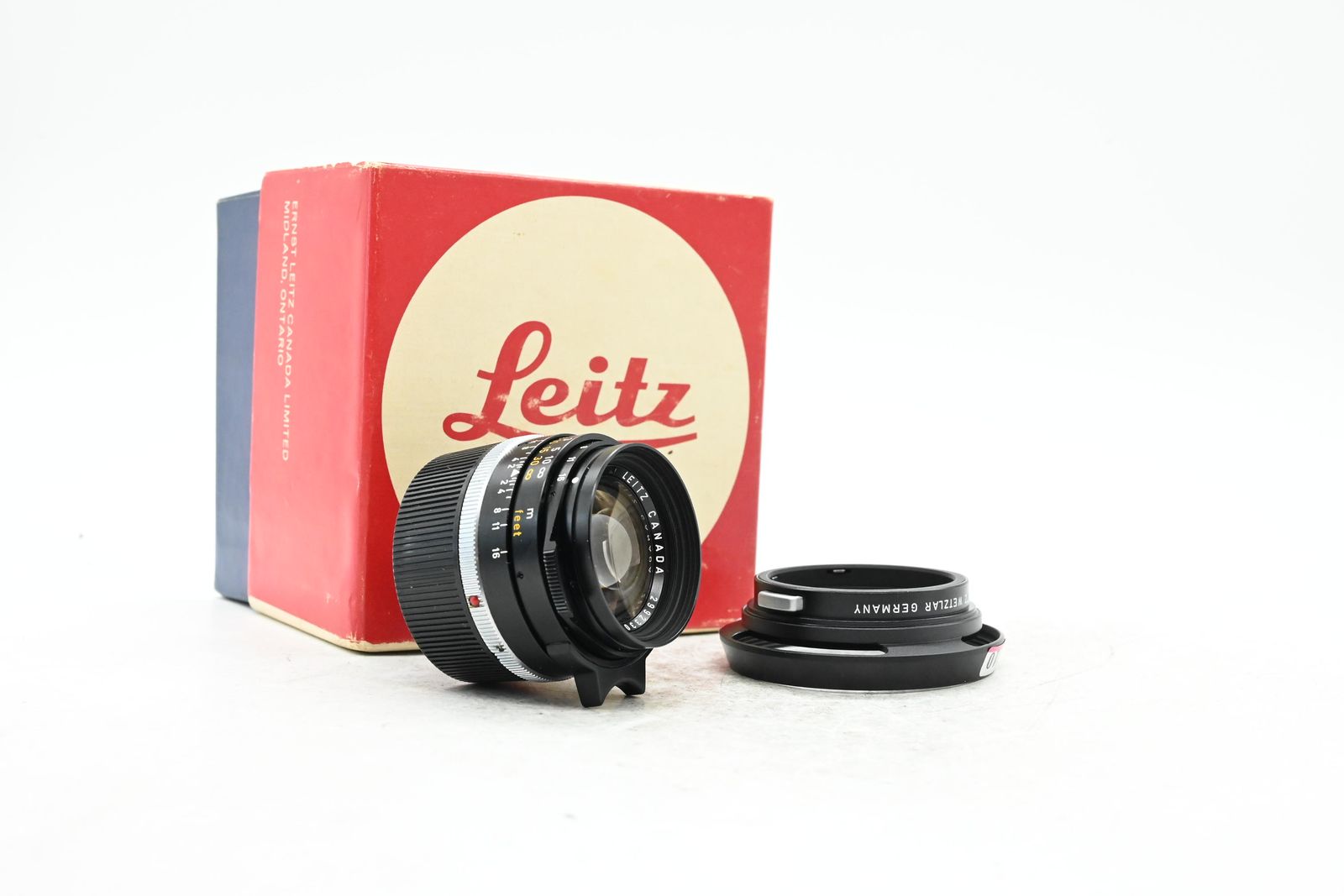 Leica 11870 35mm f1.4 Summilux Lens (v.II, Series 7) w/12504 Hood