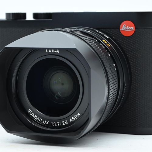 thumbnail-7 for Leica 19050 Q2 Digital Camera 47.3MP 28mm f1.7 ASPH Summilux Lens