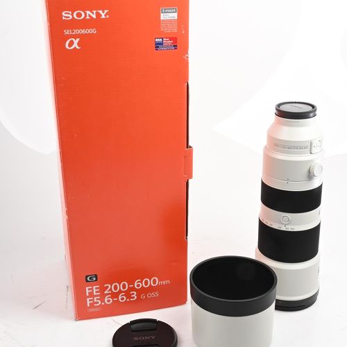 thumbnail-0 for Sony FE 200-600mm f5.6-6.3 G OSS Lens SEL200600G