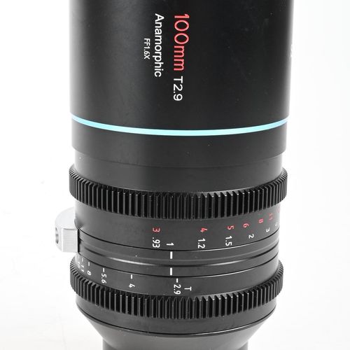 thumbnail-4 for Sirui 100mm T2.9 1.6x Full-Frame Anamorphic Lens E-Mount