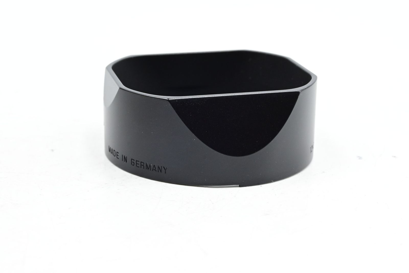 thumbnail-3 for Leica 12439 Lens Hood for 35/2.4, 50/2.4 Summarit-M Lens Black