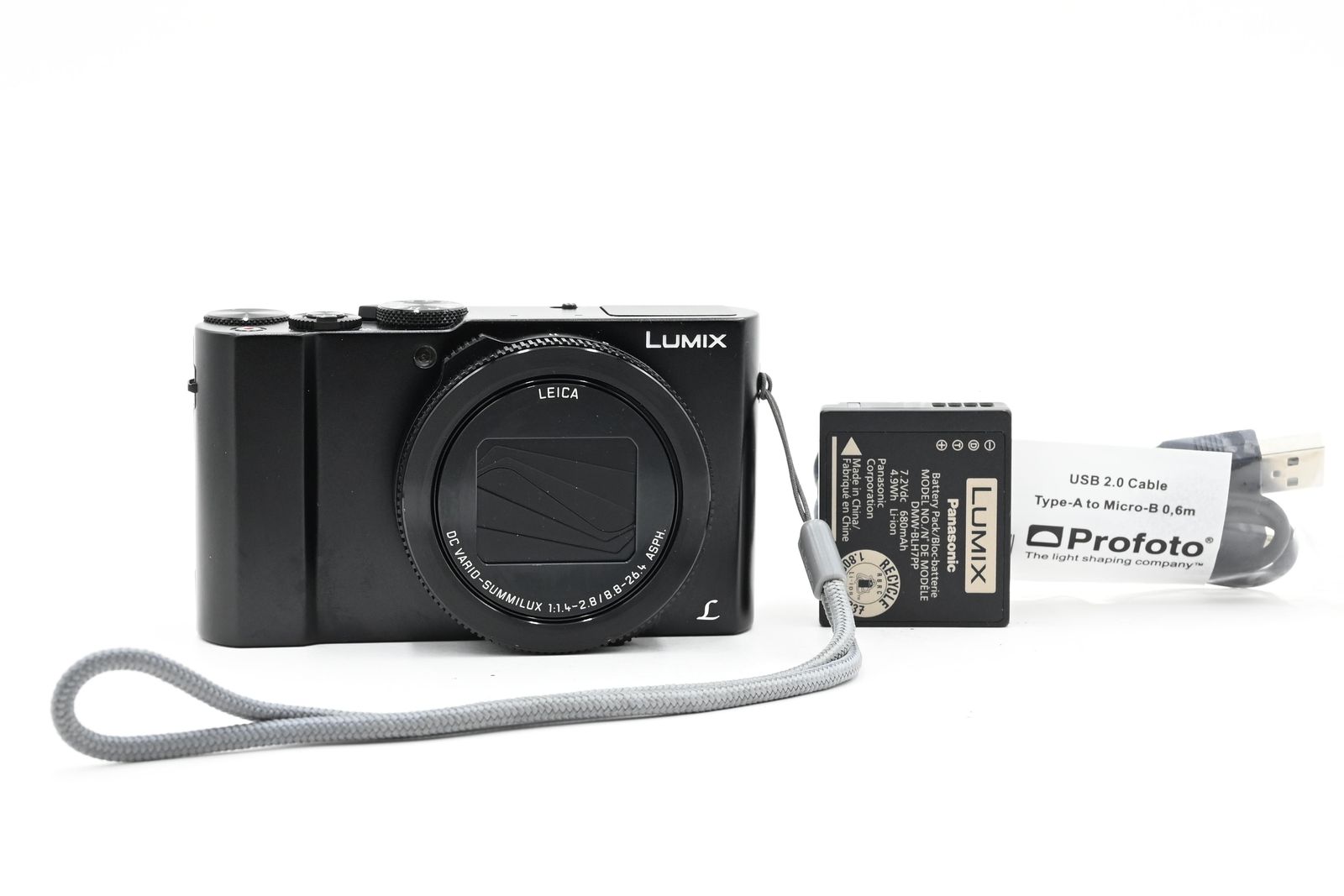 Panasonic Lumix DMC-LX10 20.1MP Digital Camera Body