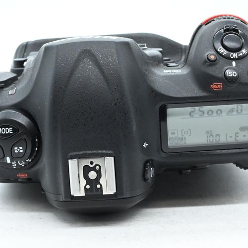 thumbnail-6 for Nikon D5 Digital Camera 20.8MP DSLR Camera Body (Dual XQD Slots) D5-a