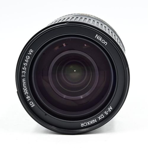 thumbnail-5 for Nikon Nikkor AF-S 18-300mm f3.5-5.6 G ED VR DX Lens AFS