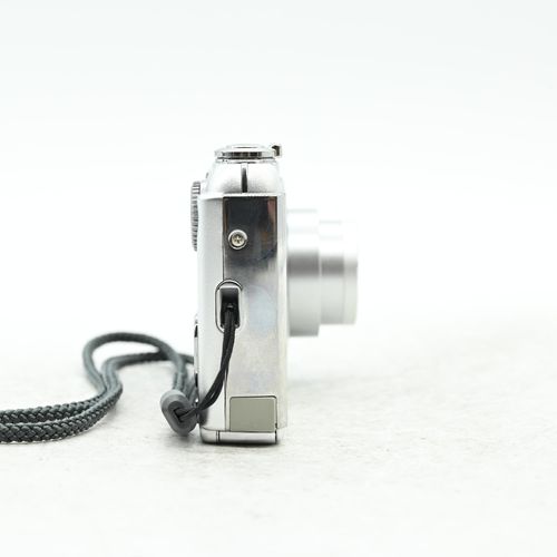 thumbnail-4 for Olympus FE-320 8MP Digital Camera w/3X Zoom FE320 Silver