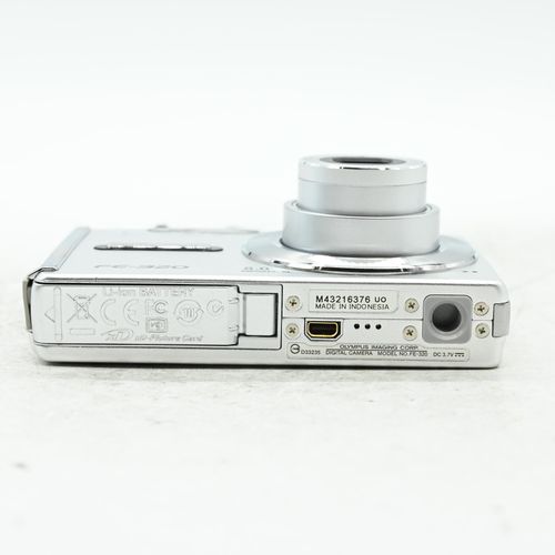 thumbnail-6 for Olympus FE-320 8MP Digital Camera w/3X Zoom FE320 Silver