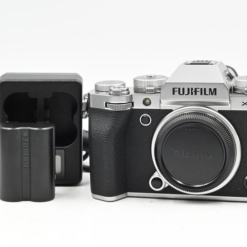 thumbnail-0 for Fujifilm X-T5 40.2MP Mirrorless Digital Camera Body