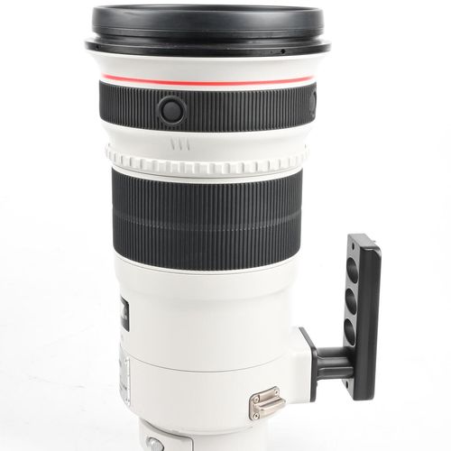 thumbnail-2 for Canon EF 300mm f2.8 L IS II USM Lens *w/Replacement Tripod foot