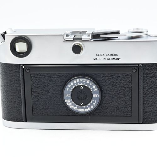 thumbnail-2 for Leica M6 0.72 Rangefinder Film Camera Body Chrome