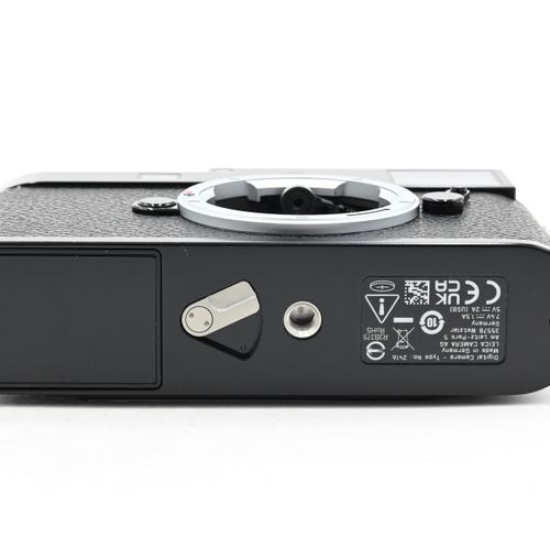 thumbnail-4 for Leica 20230 M11 Type 2416 60MP Digital Rangefinder Camera Body Glossy Black